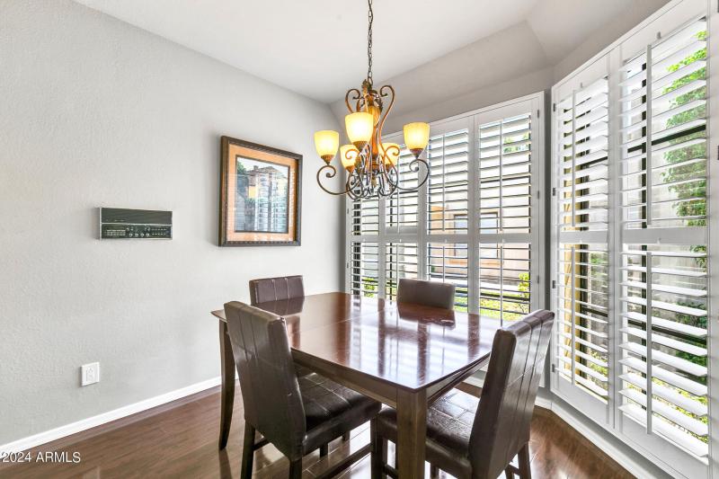 8889 E Meadow Hill Dr-5