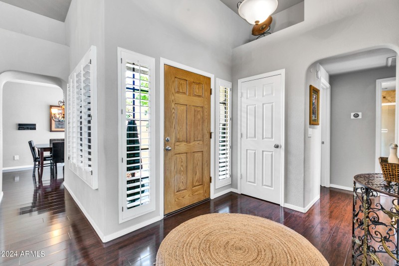 8889 E Meadow Hill Dr-6