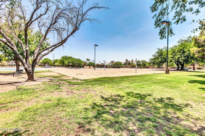 8889 E Meadow Hill Dr-29