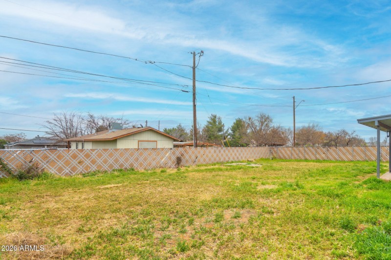 18-web-or-mls-263-s-11th-st