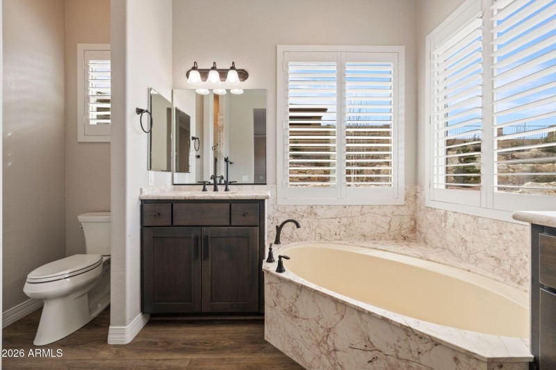 204-Primary Bathroom