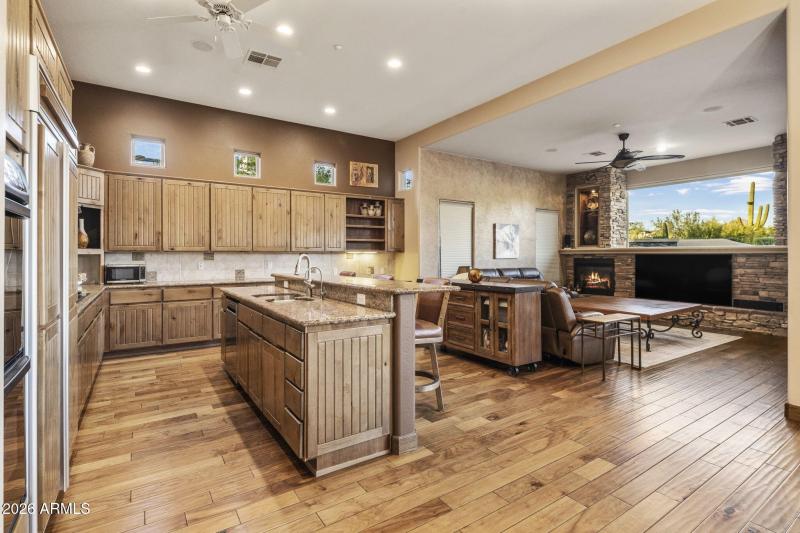 KItchen & Family Room