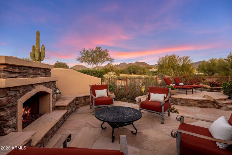 Rear - Cozy Mountain Side & Golf Course