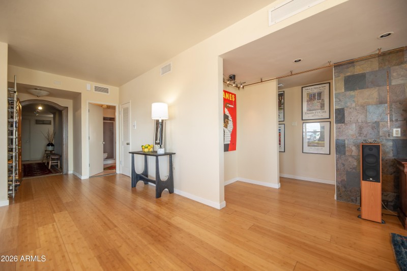 2201 N Central foyer