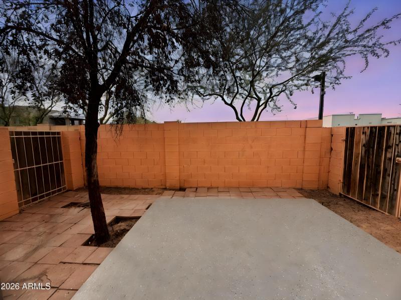 IMG_4359 - Day To Dusk - Dusk - 0