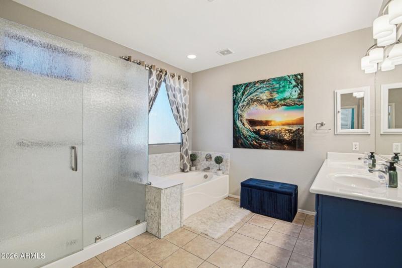 27-web-or-mls-W Tonto St-S1102-025