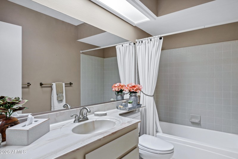 10013 E Watford Way-24