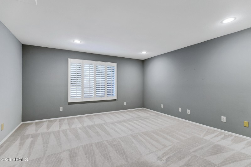 10013 E Watford Way-26