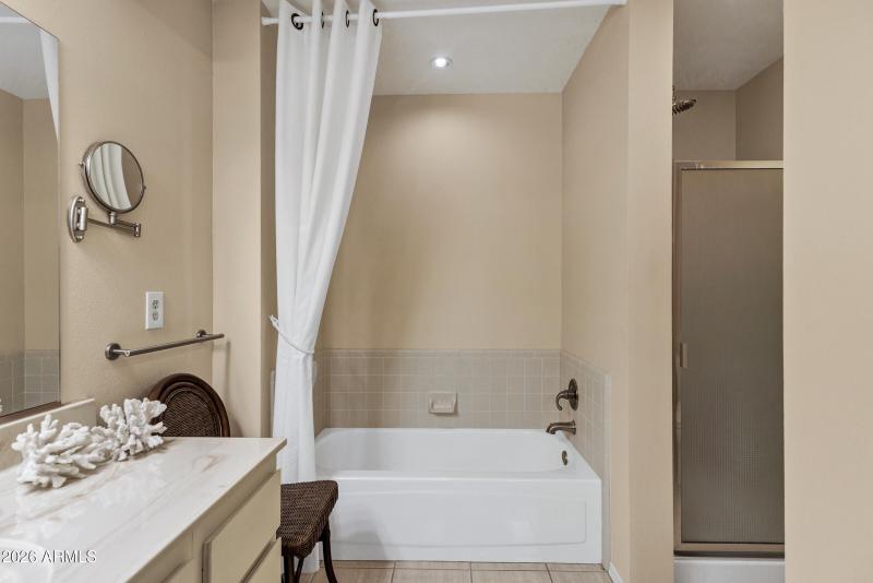 10013 E Watford Way-30