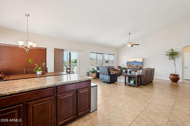 Kitchen/ Living Area