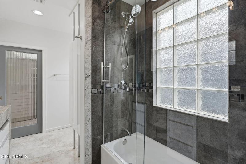 Custom Glass Block Windows