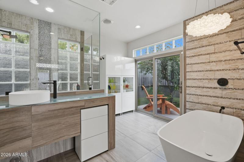 Primary Ensuite Bathroom