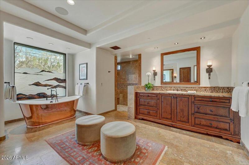 Primary Ensuite Bath