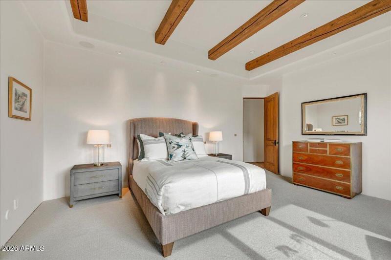 Guest Bedroom I Detail