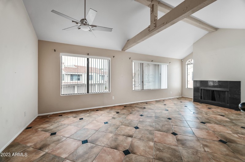 ocupix-10055EMVLR2049-10