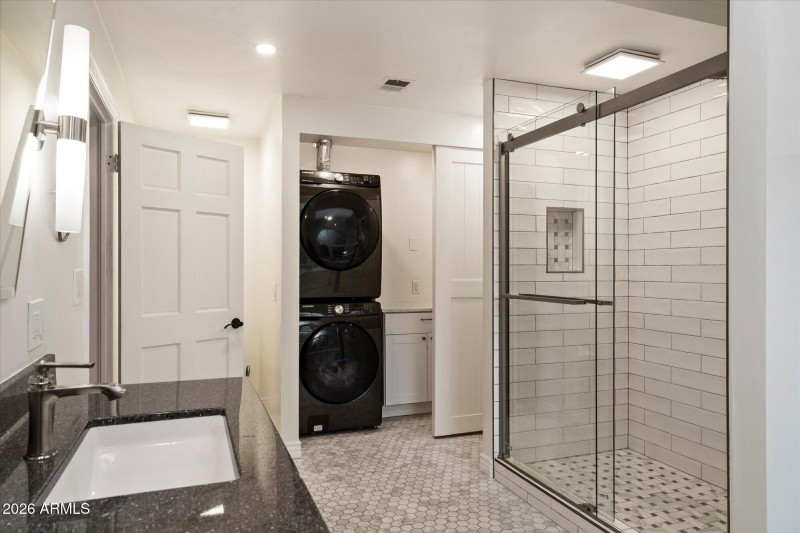 Laundry primary bath