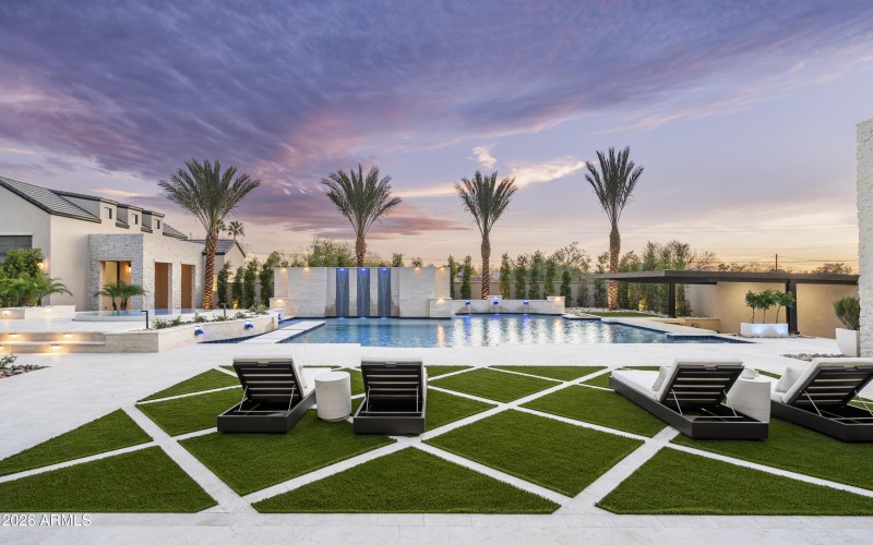 7031 E Paradise Drive-2