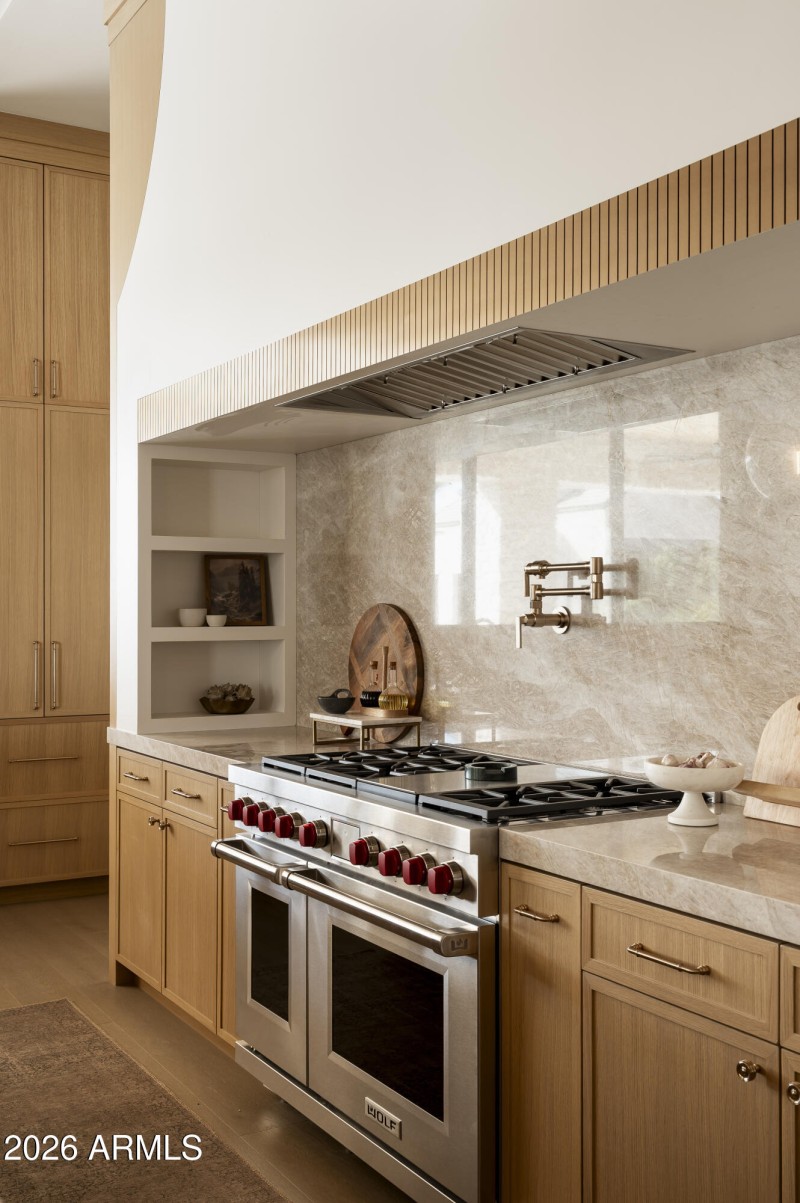 7031 E Paradise Drive-21