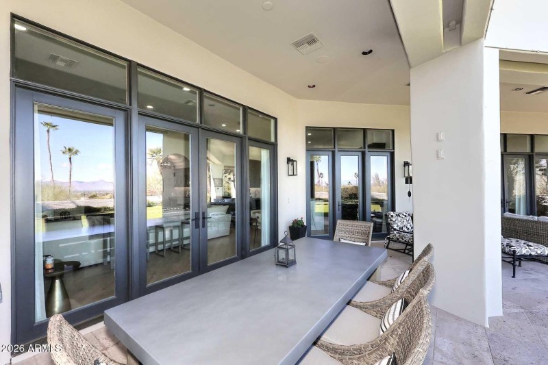 Covered Patio-Dining Area