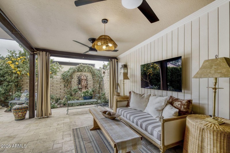 2 Covered Seating Areas