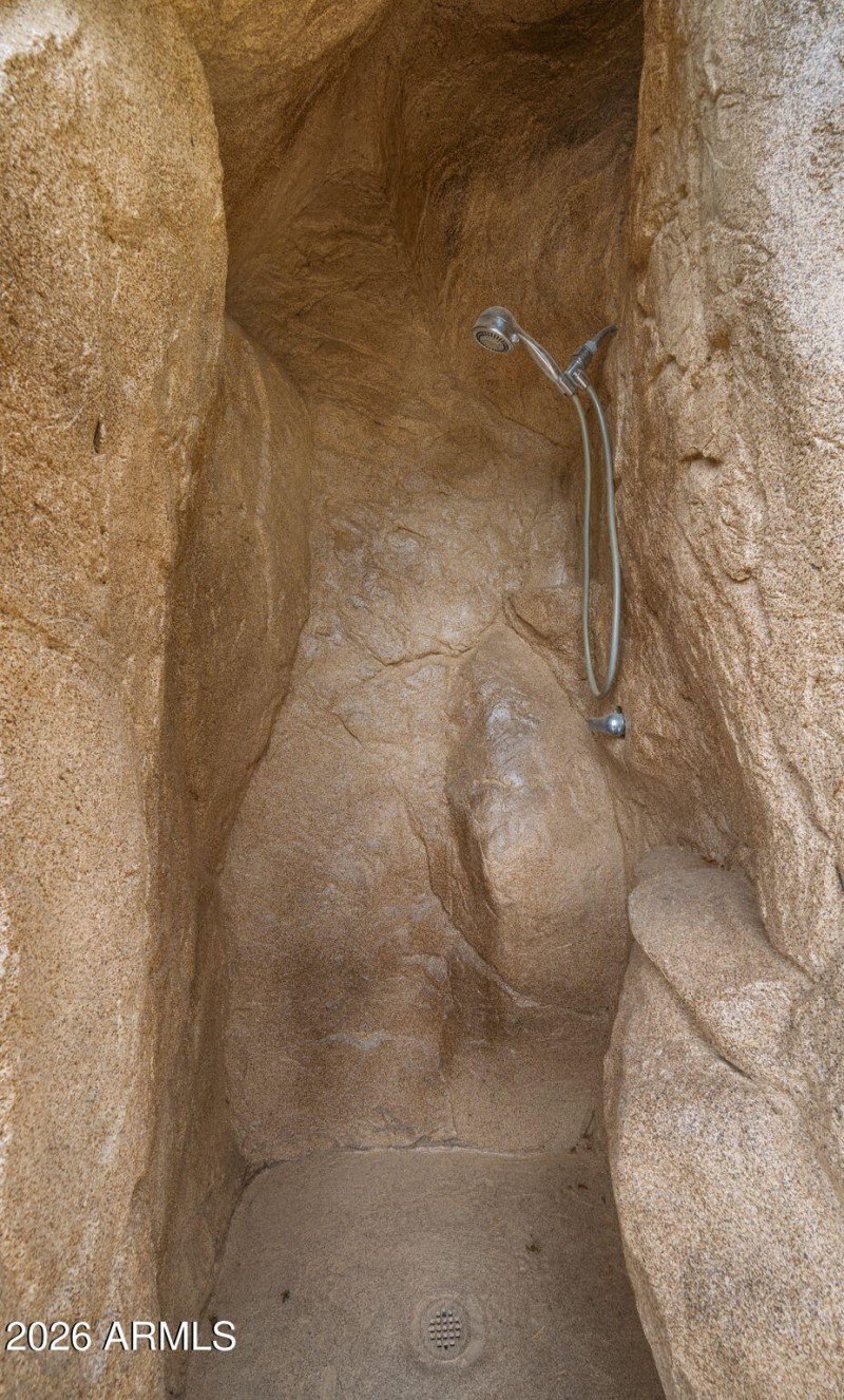 67-web-or-mls-Backyard13