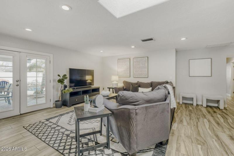 2538 N 50th St - Web Quality - 006 - 05