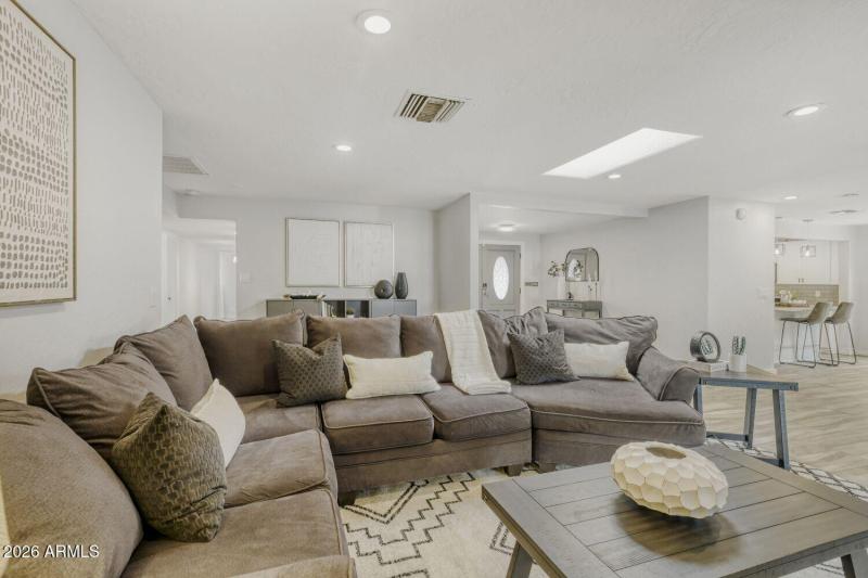 2538 N 50th St - Web Quality - 008 - 07