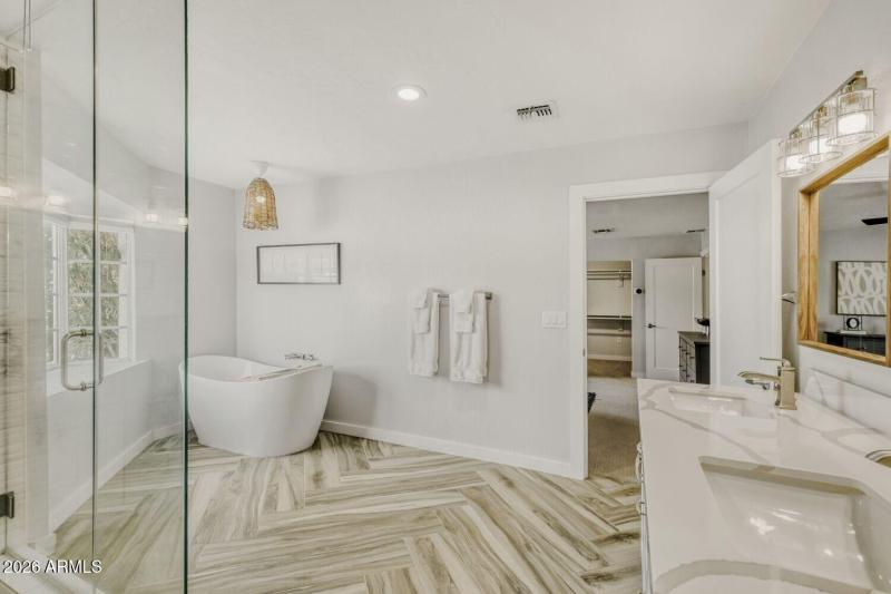 2538 N 50th St - Web Quality - 020 - 19