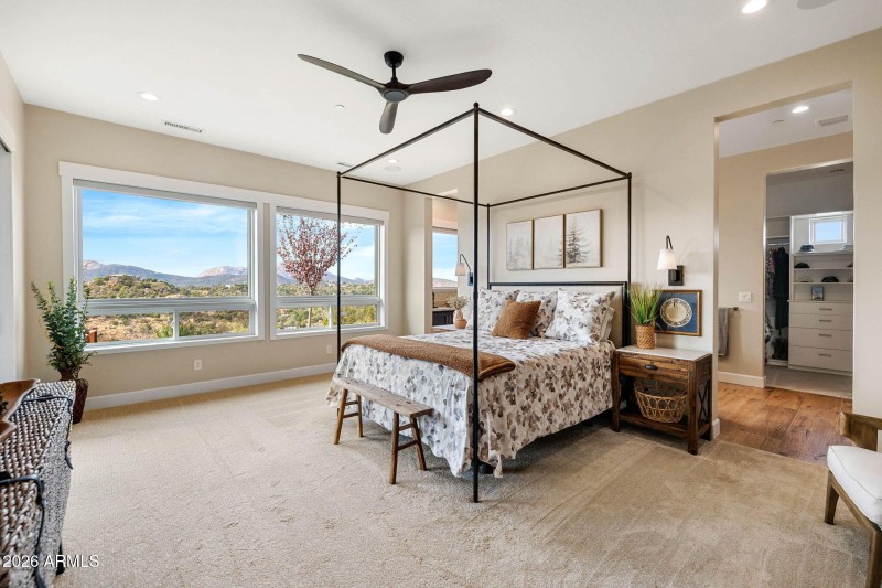 25-Primary Bedroom (1)