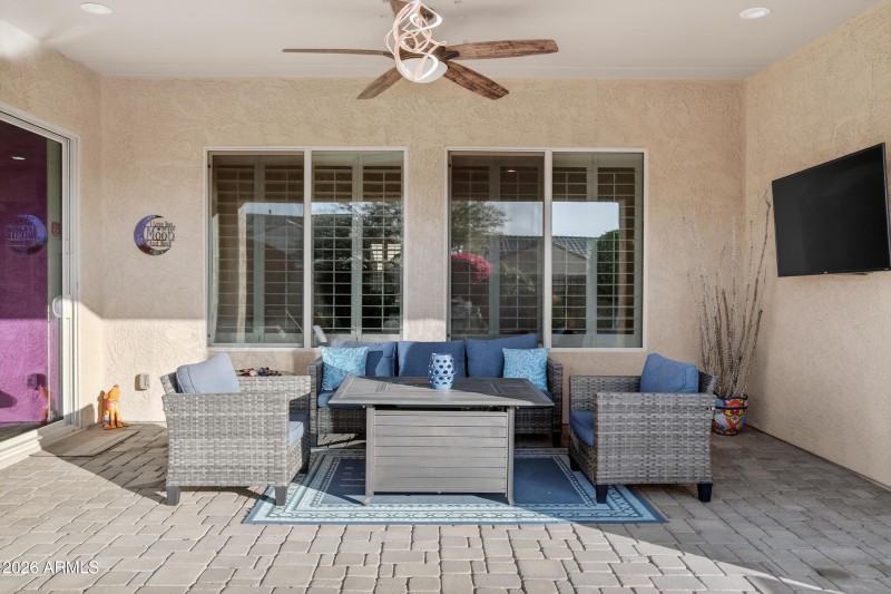 Back covered patio area