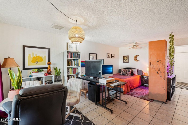 13-web-or-mls-W Wheatridge Dr-S1802-013