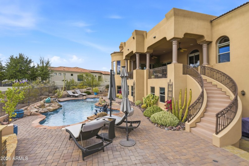 Pool & Spa Stairwell