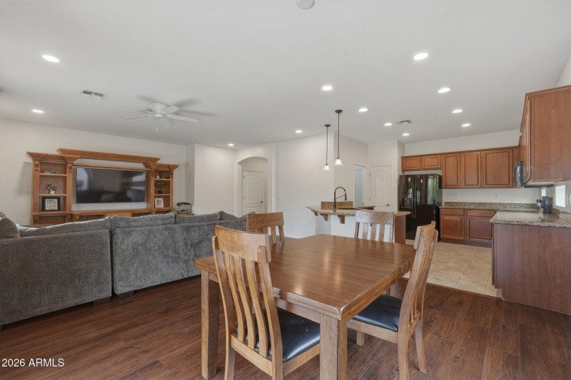 Open floorplan for entertaining