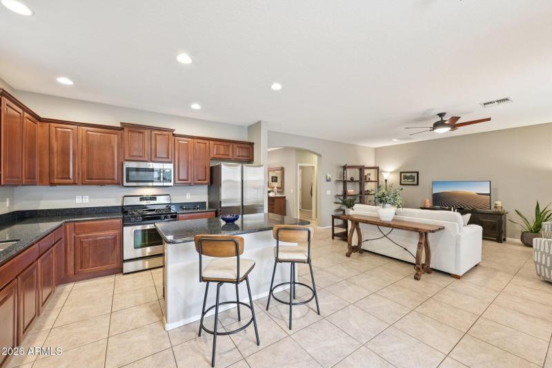 10-web-or-mls-West Bajada Rd-S1402-010