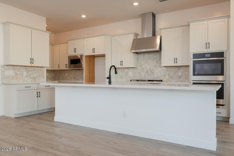 Tri Pointe Waterston Central 417 - Kitch