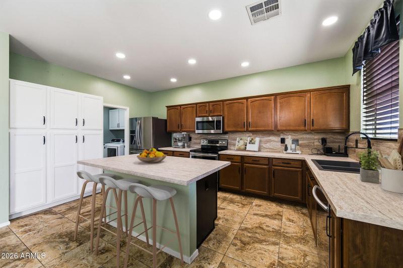 19-web-or-mls-45695 W Tucker Rd-218