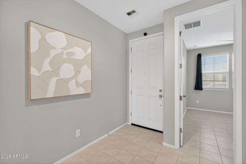 2-web-or-mls-02W Haley Dr