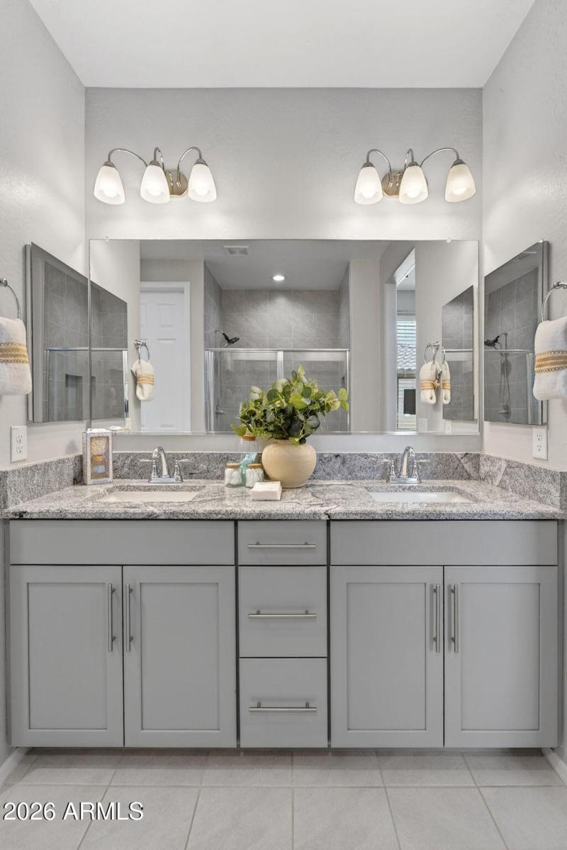 20-web-or-mls-21W Haley Dr