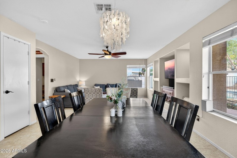 30-web-or-mls-33W Lone Cactus Dr