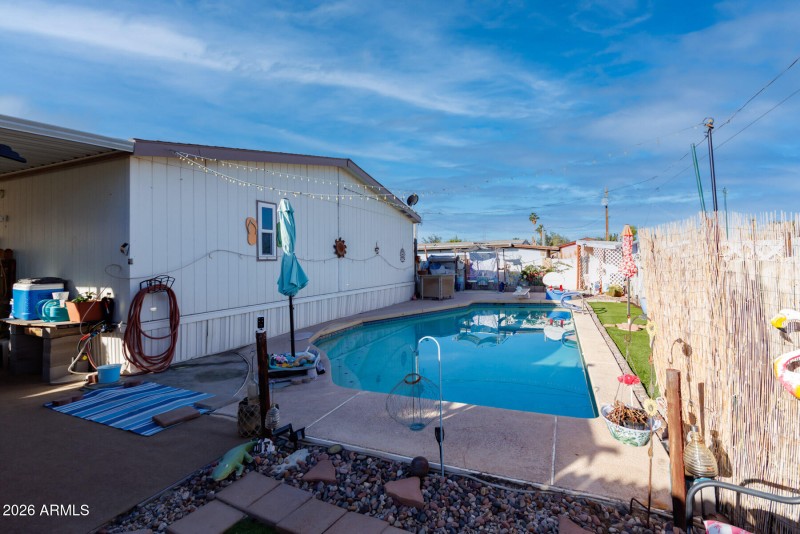 E Arbor Ave (3930)-7