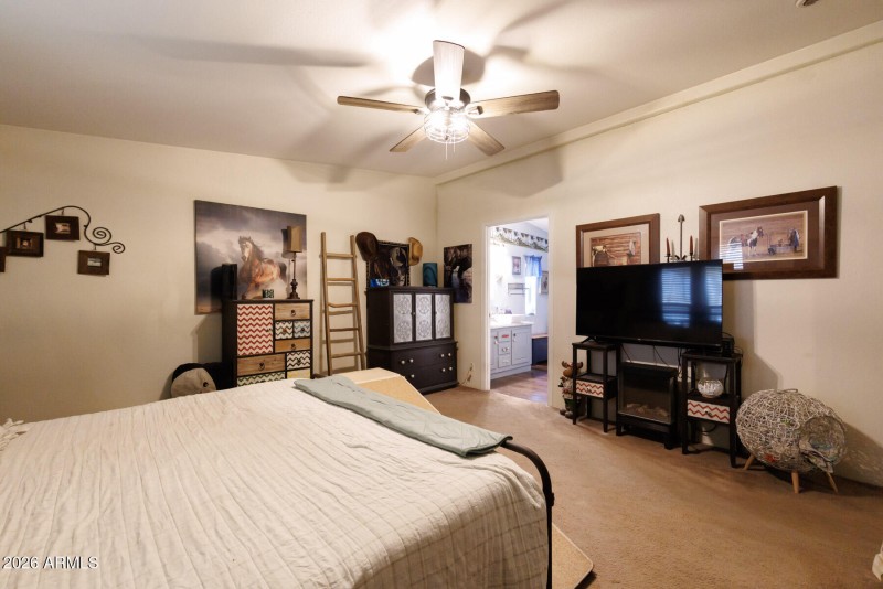 E Arbor Ave (3930)-21