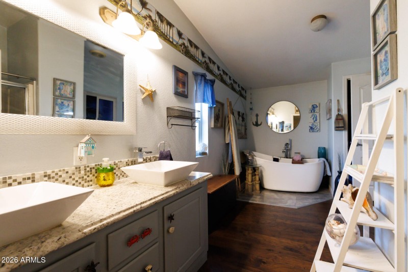 E Arbor Ave (3930)-22