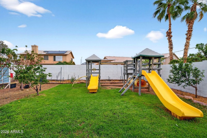 72-web-or-mls-78W Lone Cactus Dr