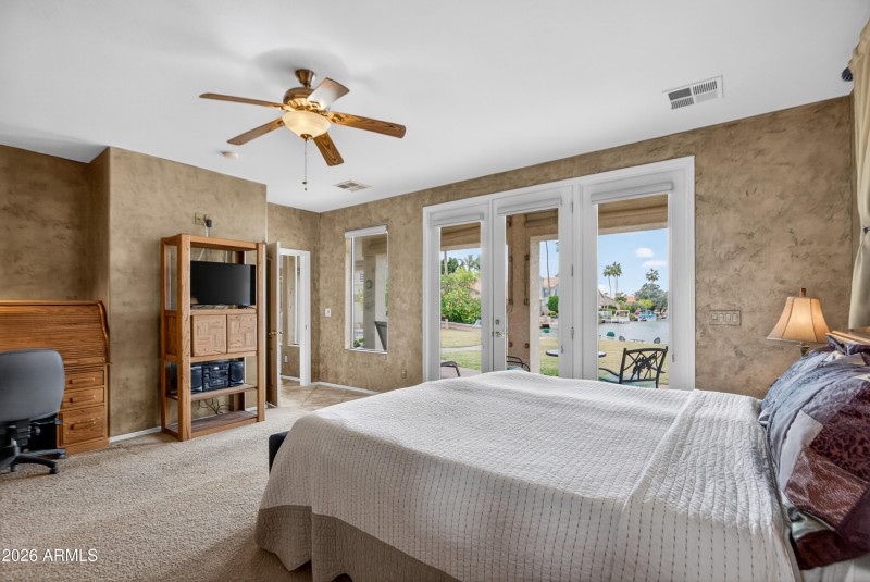 Primary Suite to Lake