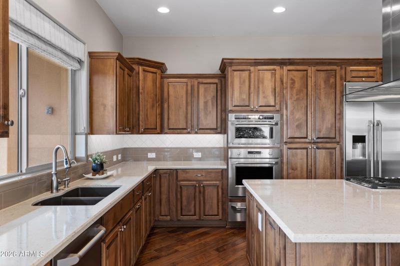 37029 Stoneware Dr-14