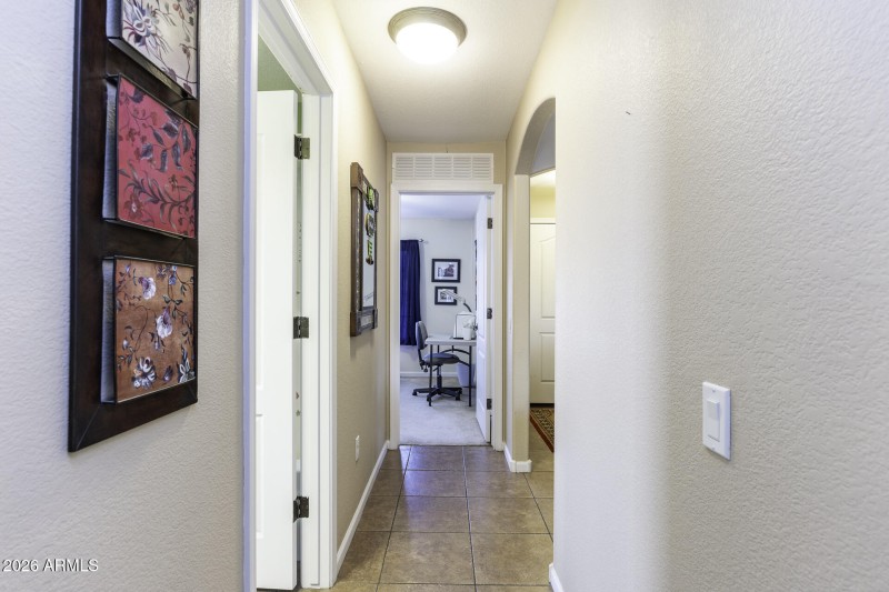 1515 N Poppy St - Hallway 2