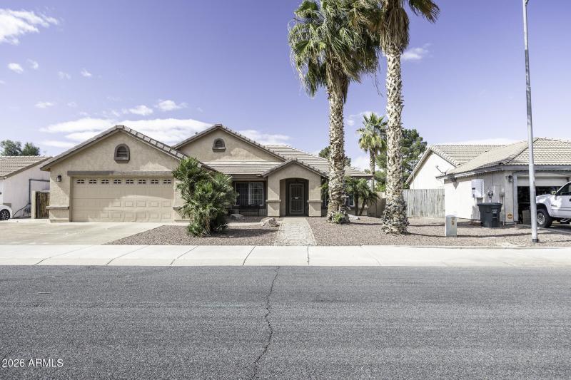 1515 N Poppy St - Front Center