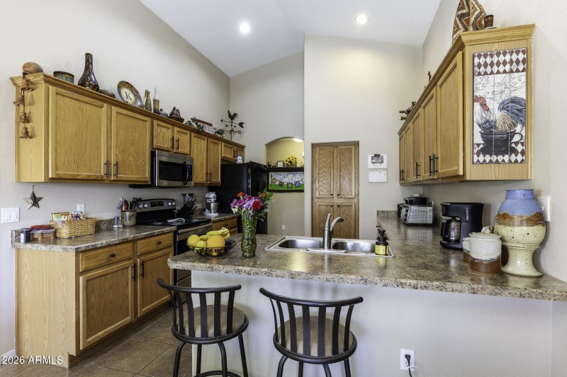 1515 N Poppy St - Kitchen