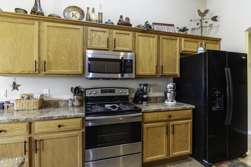 1515 N Poppy St - Kitchen View
