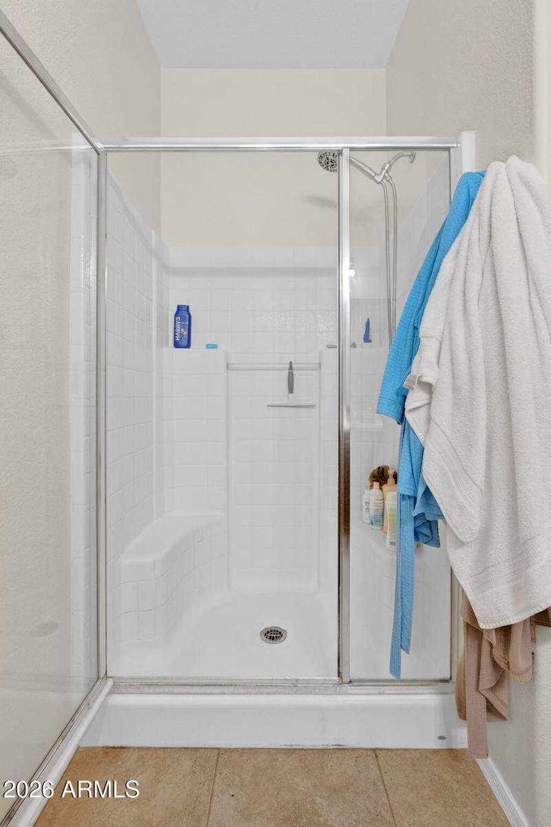 24-web-or-mls-54E Press Rd